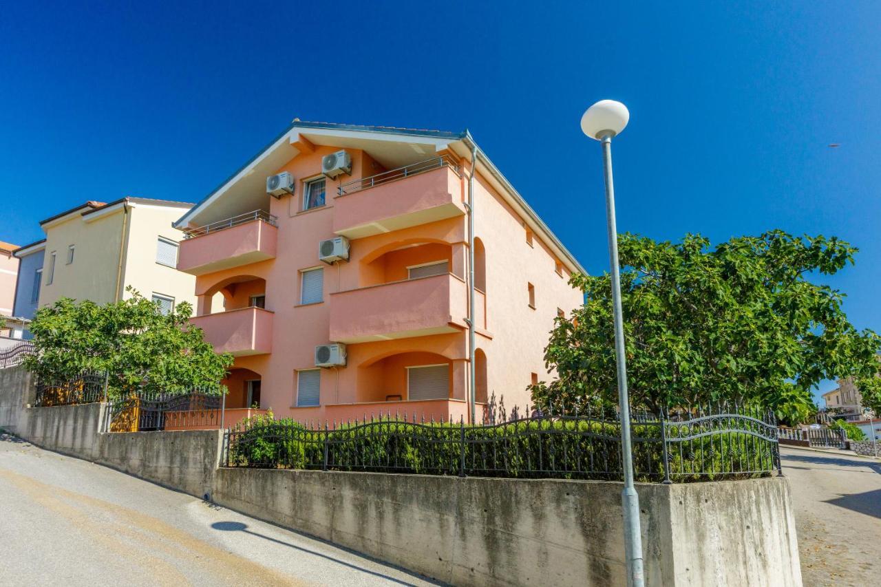 Apartments Marissimo 茨里克韦尼察 外观 照片
