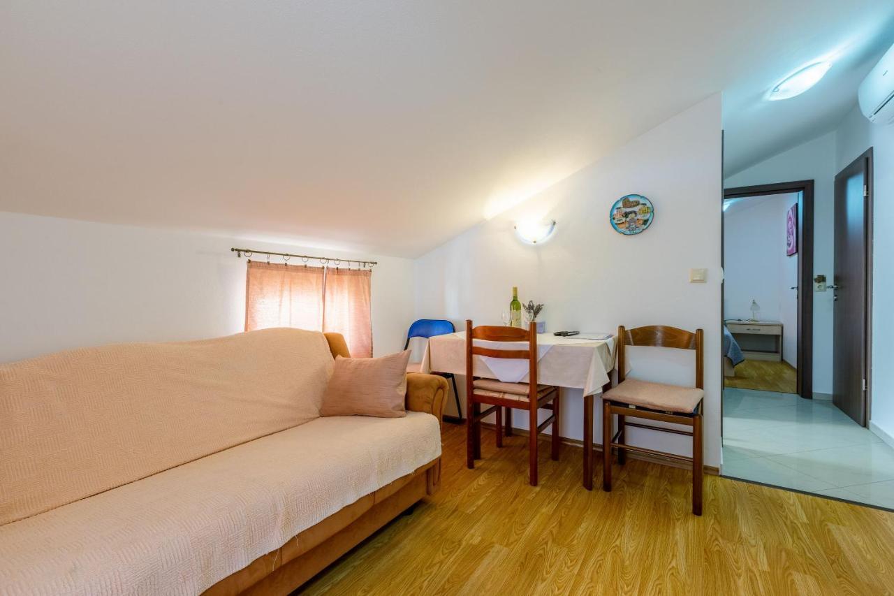 Apartments Marissimo 茨里克韦尼察 外观 照片
